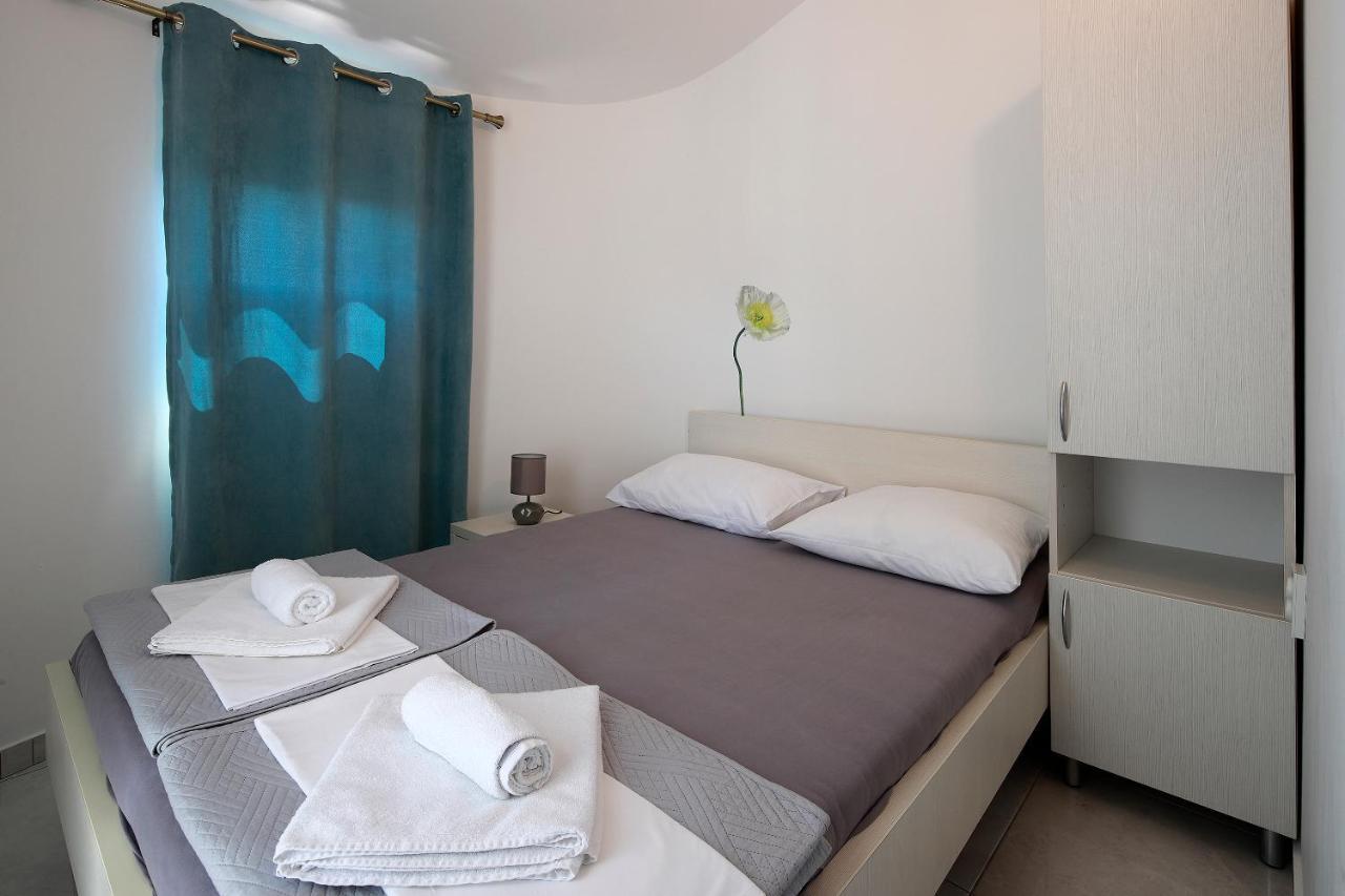 City Pool Apartments Novalja Kültér fotó