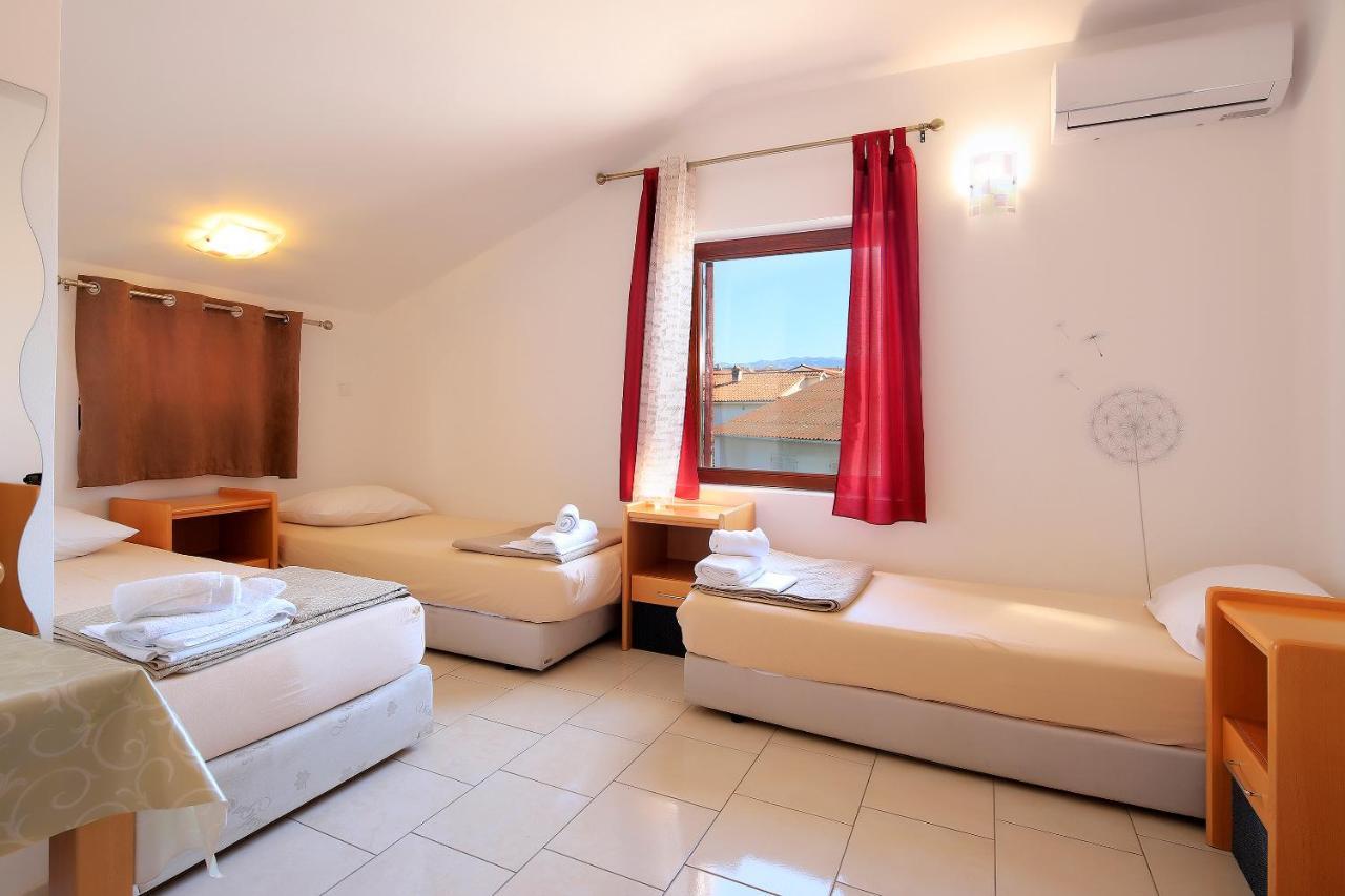 City Pool Apartments Novalja Kültér fotó