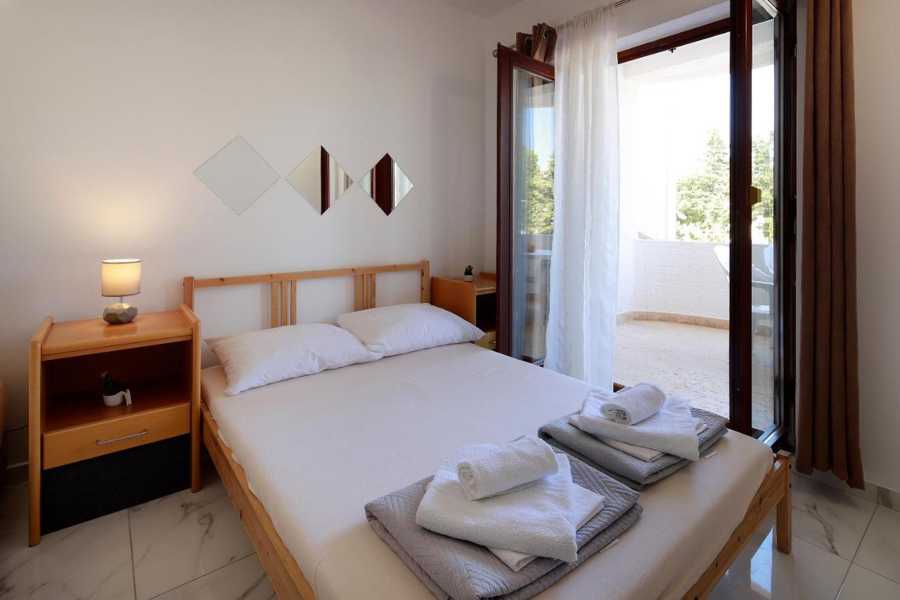 City Pool Apartments Novalja Kültér fotó